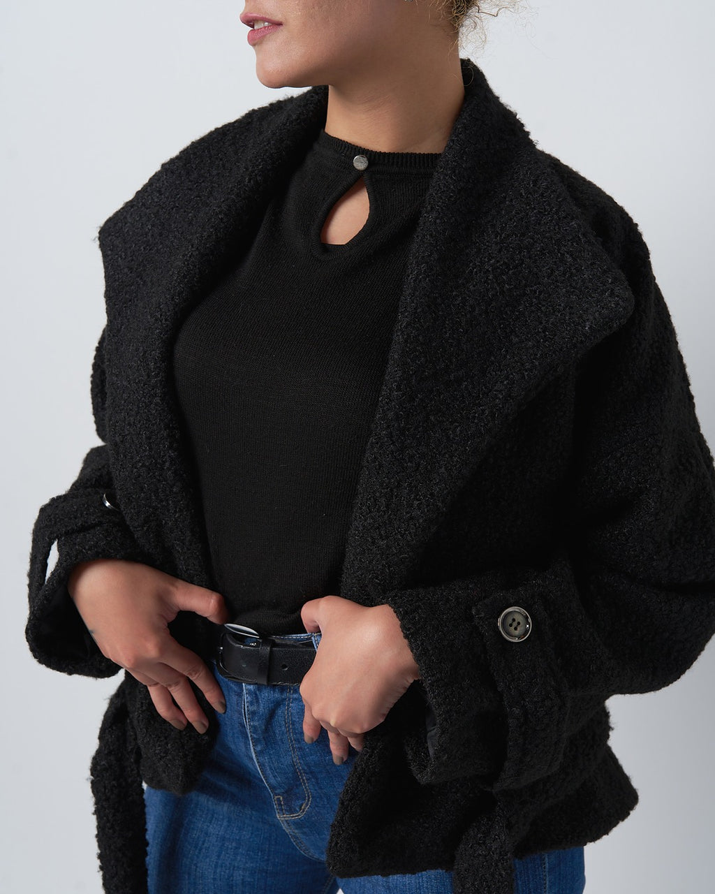 Textured Belted Jacket with Faux Fur Wool – Black